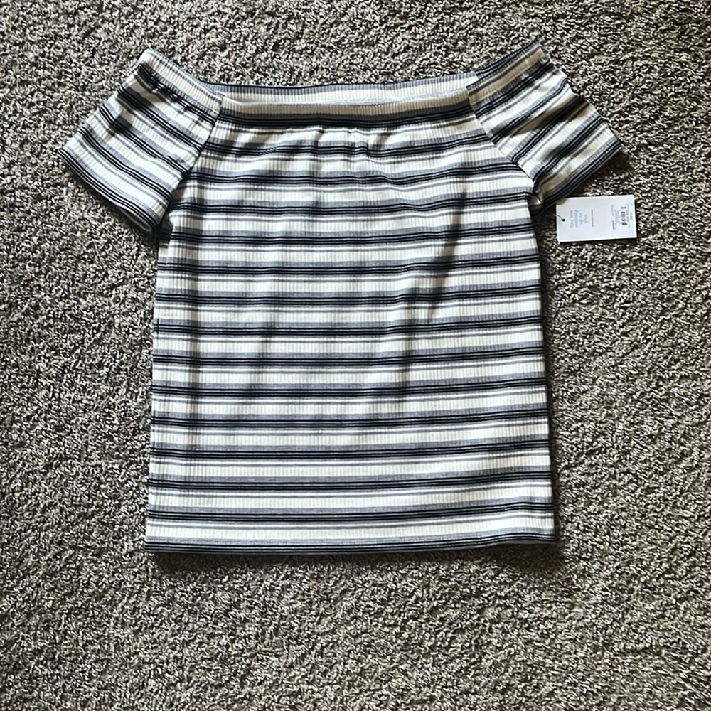 BRAND NEW Off the Shoulder Black and White Stripe Top Size M